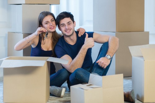Man and van moving service operating in Roehampton residential area