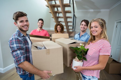 Local Roehampton house removals service supporting a smooth relocation day