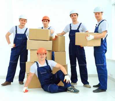 Cubic-yard pricing for a small domestic move in Roehampton