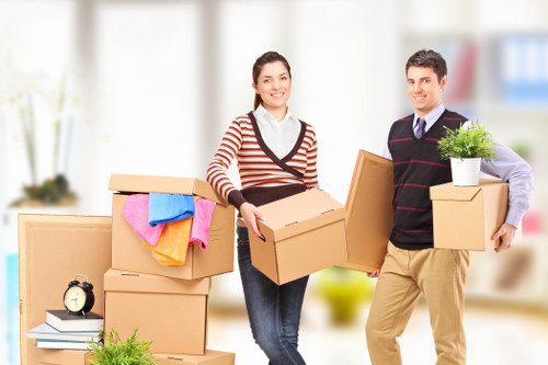 Local removals support for flats and homes near Roehampton and nearby areas