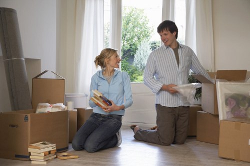 Transparent pricing options for Man and Van Roehampton moves