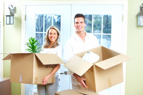 Different truck size options for a move in Roehampton